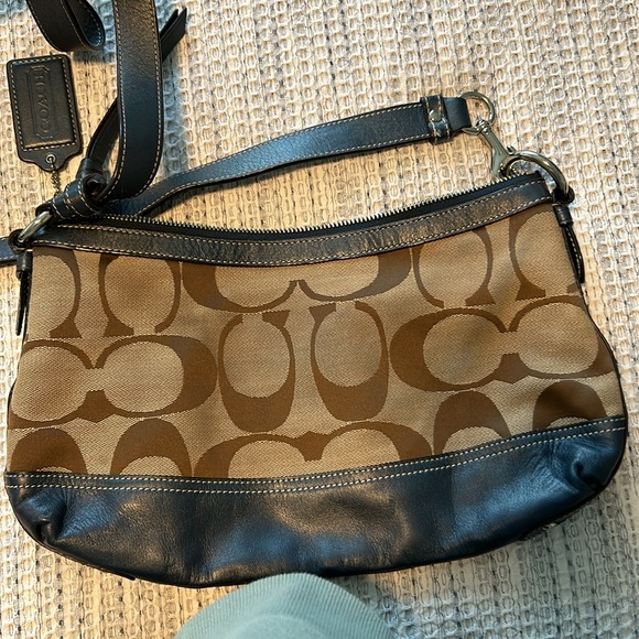 Vintage Coach crossbody - Picture 2 of 9